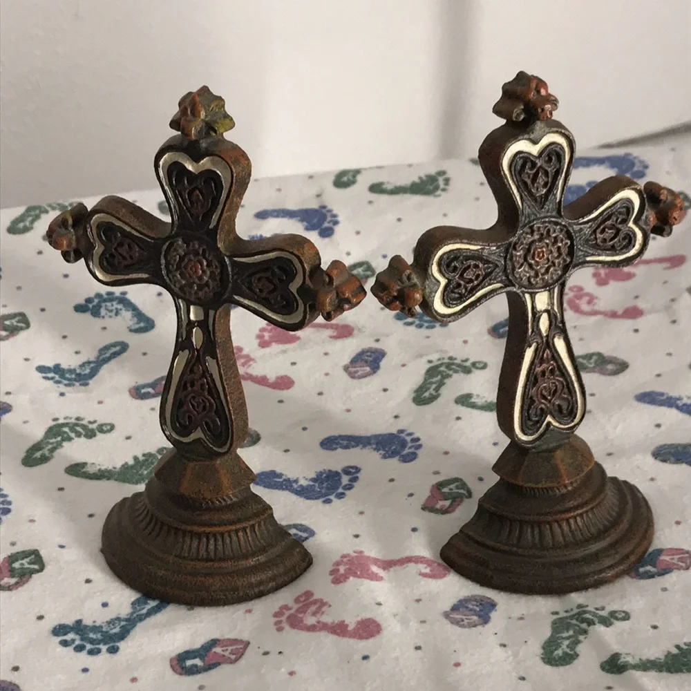 Cast iron Cross Book Stops - Picture 8 of 11